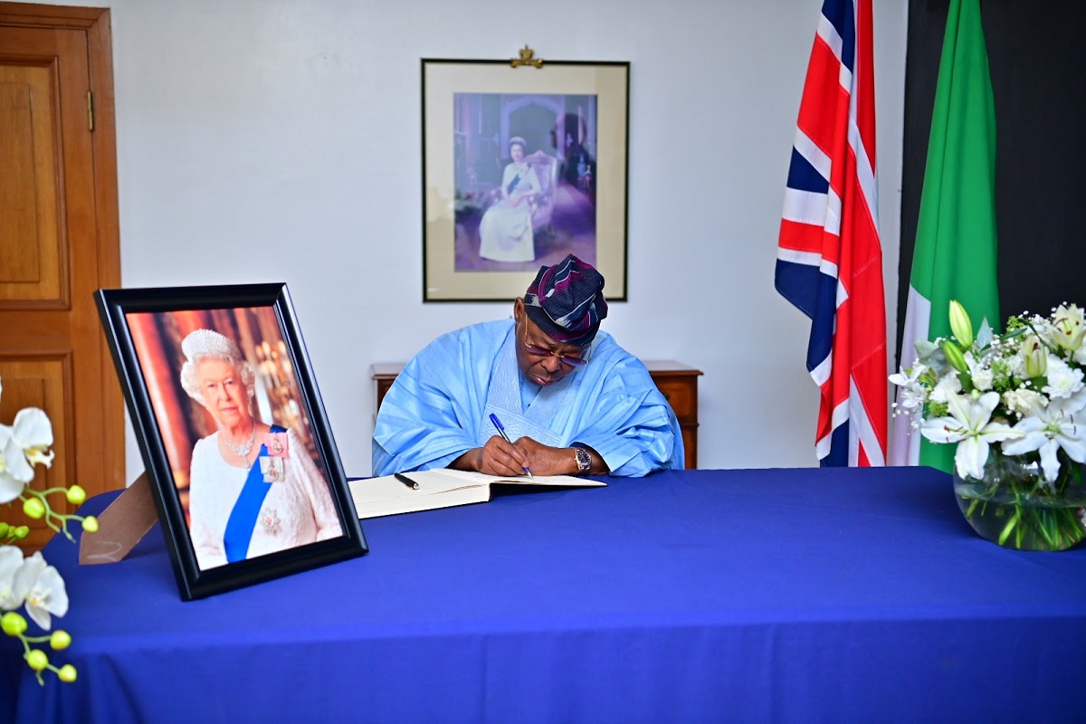 Chairman, Honeywell Group, Oba Otudeko signing the condolence register at the British High Commission Lagos, after the passing of Queen Elizabeth II.