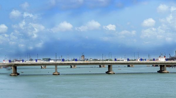 Eko/Apongbon bridge