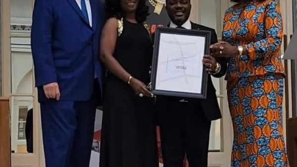 L-r: Mark Furlong, President, Custom Solutions Media for Forbes Media; Mrs. Oluyemi Obadare; Dr. Obadare Peter Adewale, the award winner, and Mrs. Olayinka Fayomi, Group Chairman of Foreign Investment Network.