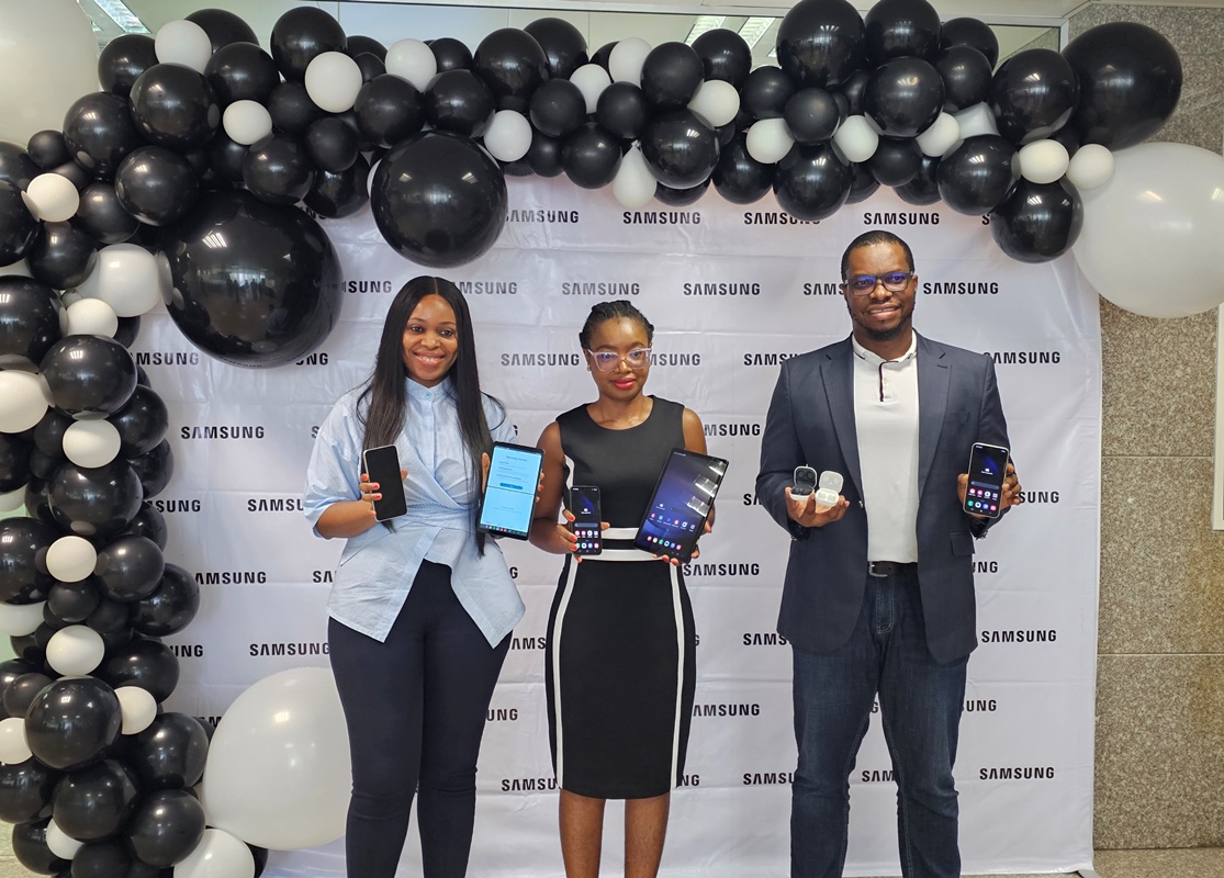 L-r: Chika Nnadozie, Head, Marketing & PR; Joy Tim-Ayola, MX Group Head, and Okwara Stephen, Product Manager, MX., all of Samsung West Africa, during the unveiling of Samsung Galaxy S23 FE, Galaxy Tab S9 FE and Galaxy Buds FE (Fans Edition), in Lagos (Nigeria) on Wednesday, October 18th, 2023.