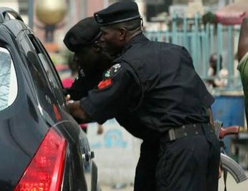 Officers on stop-and-search duties must be in uniform – Police