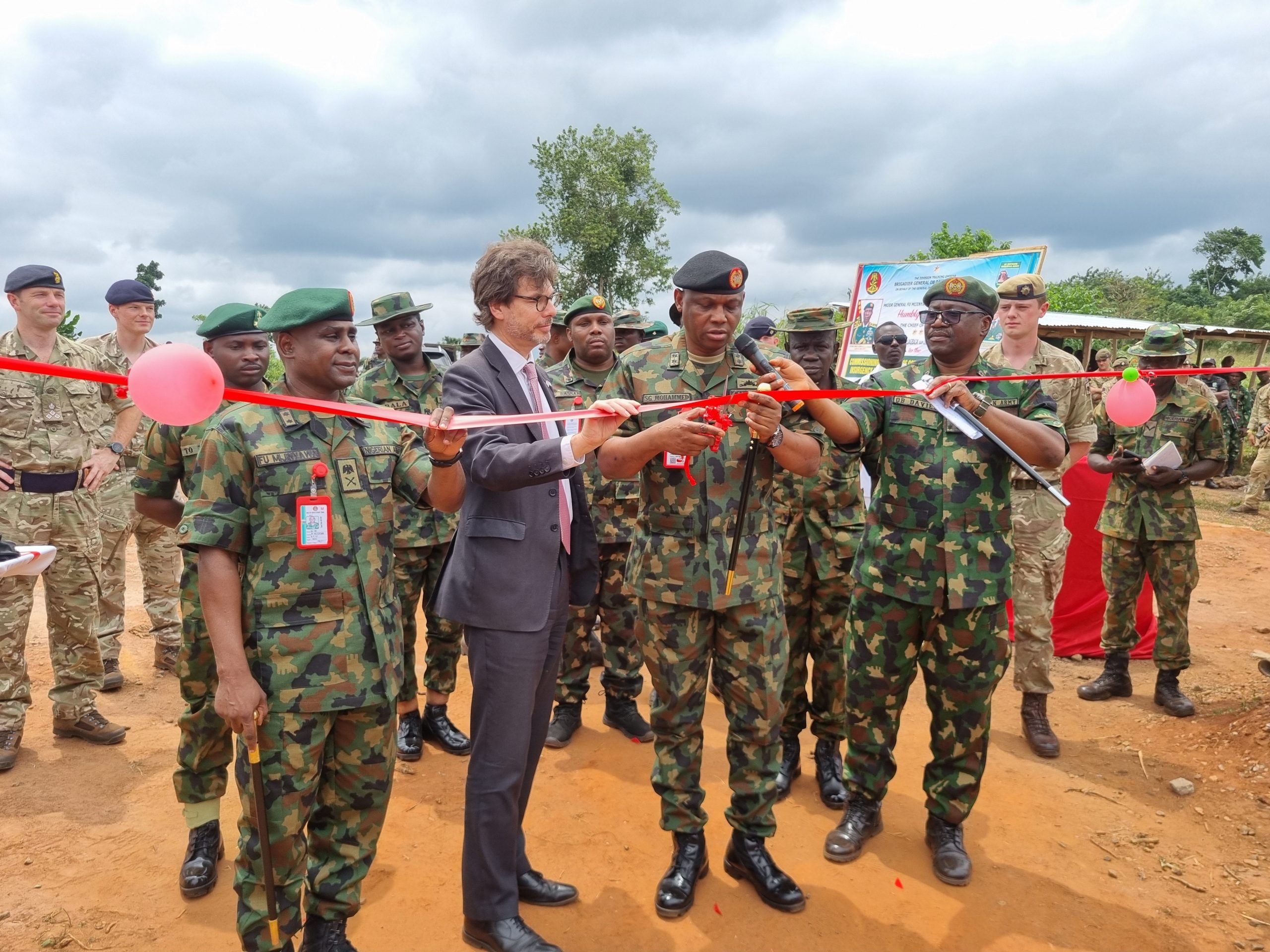 Nigeria’s Chief of Army Staff, Lt. Gen. Taoreed Lagbaja, represented by Major General SG Mohammed, and British Deputy High Commissioner in Lagos, Mr. Jonny Baxter