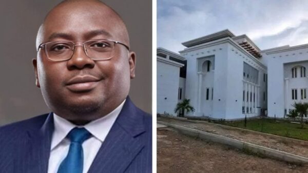 Adelabu-Mansion