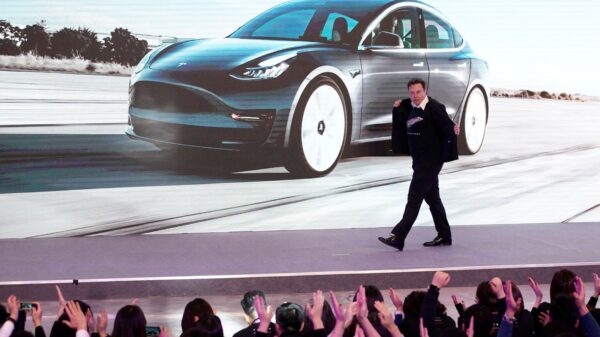 Elon-musk-tesla
