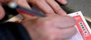 US lottery player wins $1.8bn powerball