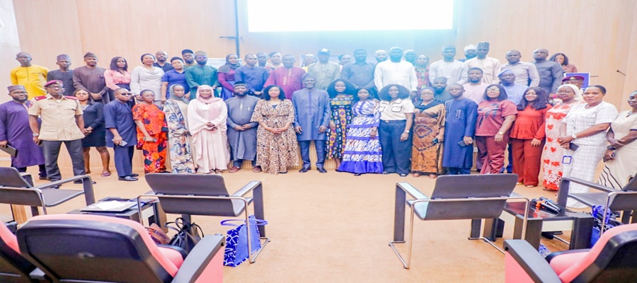 The Director General of the National Information Technology Development Agency (NITDA), Kashifu Inuwa, CCIE, represented by the Director of Digital Development Services, Olawumi Dejo, in a group photograph with participants from various Ministries, Departments and Agencies (MDAs) at the Digital Skills Masterclass jointly organised by NITDA and Meta in Abuja.