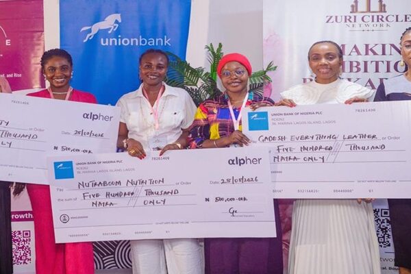 L-R: Head alpher, Union Bank of Nigeria, Mrs. Aderonke Chukwudeme; Founder, Bequeenz Beauty, Ms. Esther Harmony Elois; Founder, Atas Nutraboom Nutrition, Ms Oluwakemi Olaniyan; Founder, Gadesh & Co Nigeria Limited; Ms. Abojukoro Ganiyat Adeshola; Head SME Banking, Union Bank of Nigeria, Mrs. Gloria Omereonye, and Founder, Zuri Circle Network, Ms. Linda Obi during the Bank’s presentation of grants to business pitch winners at the Fearless Female Founders (FFF) 2.0 programme at Vibranium Valley, Local Airport Road, Ikeja, Lagos recently.