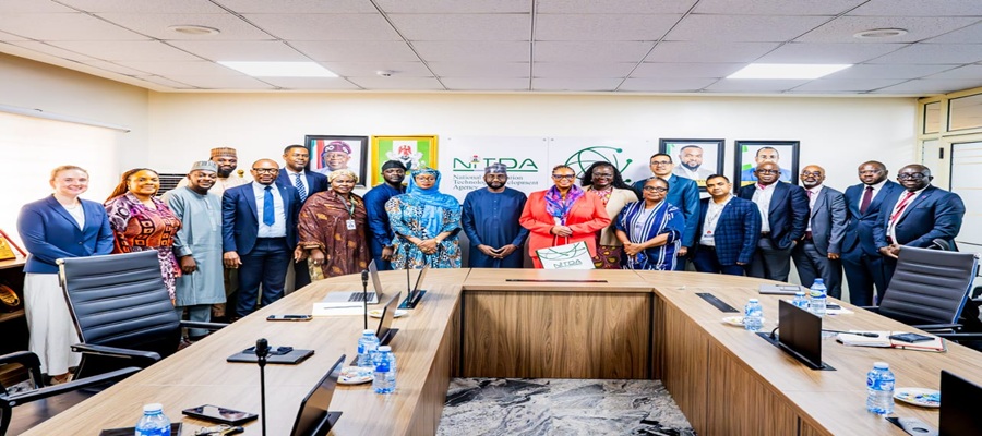 Group photo of DG NITDA, Kashifu Inuwa CCIE, (middle), alongside management staff of NITDA and the U.S. Chamber of Commerce delegation